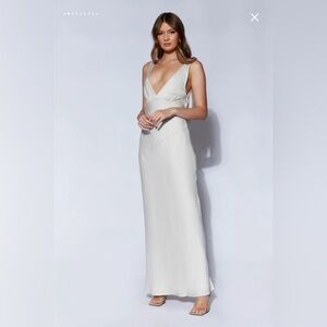 Meshki NADIA
Maxi Satin Dress With Back Cowl - Silver size medium